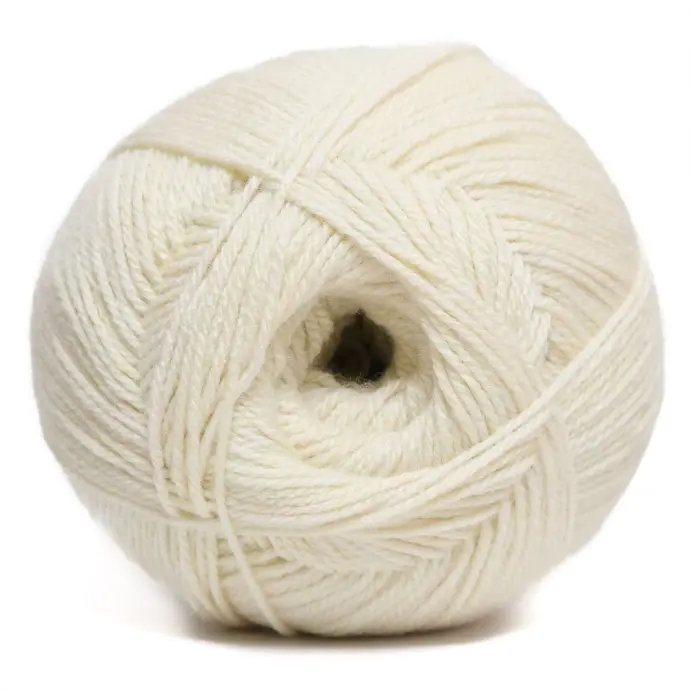 [9009719] IVORY DK PULLSKEIN CHARITY 300g
