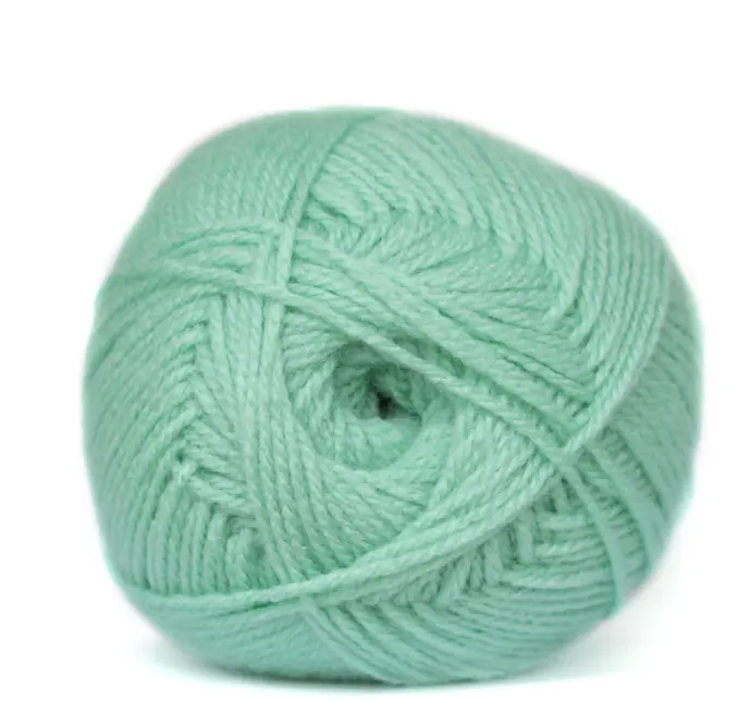 MISTLETOE DK FAMILY KNIT 50g