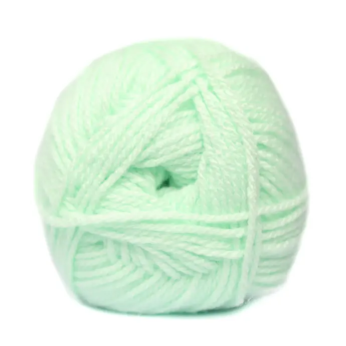APPLE GREEN DK FAMILY KNIT 50g